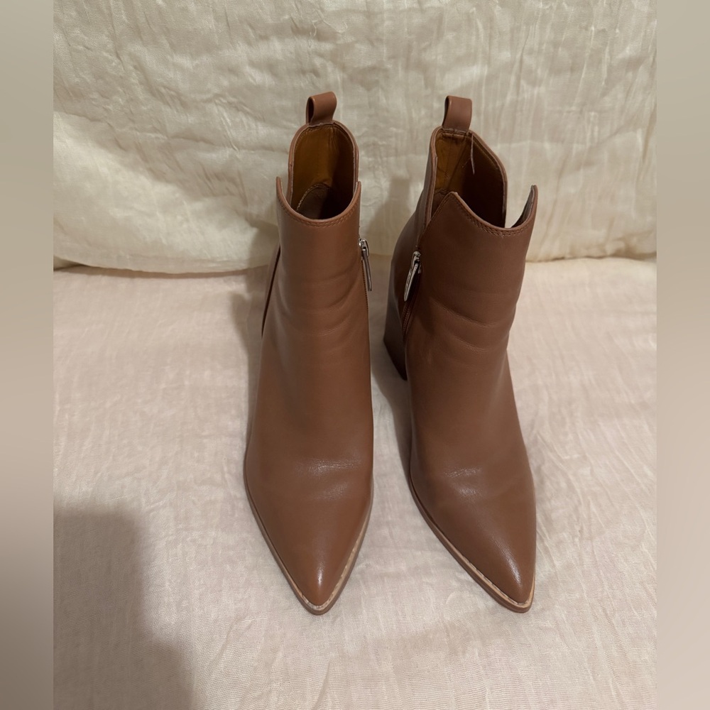 Nine West Tan Ankle Booties